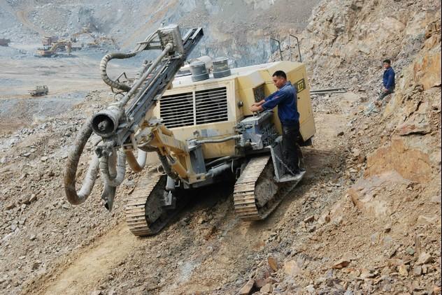 開山KG930B潛孔(kong)鑽車 開山(shan)KG930B潛孔鑽車(che)