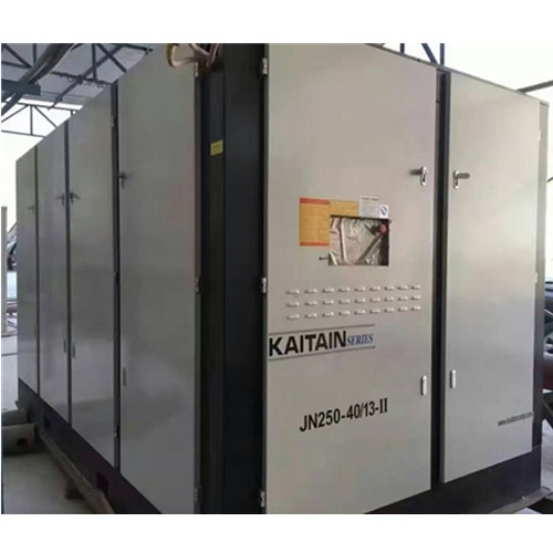 中鐵(tie)集團采用(yong)20套開山節(jie)能空壓機(ji)